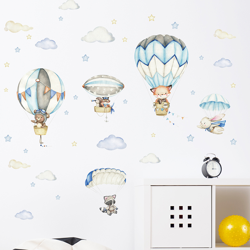 Cartoon Cute Animals Hot Air B - Baby Nursery Items 评论和价格